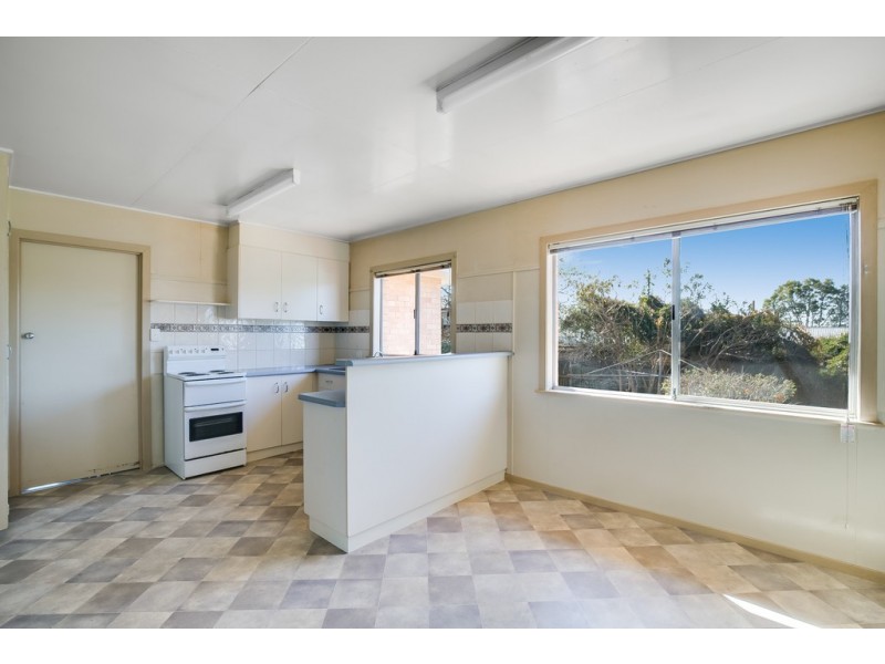 3 Boronia Street, Centenary Heights QLD 4350