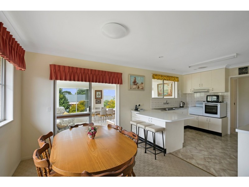 366 Greenwattle Street, Wilsonton QLD 4350
