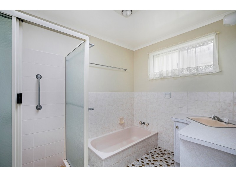 366 Greenwattle Street, Wilsonton QLD 4350