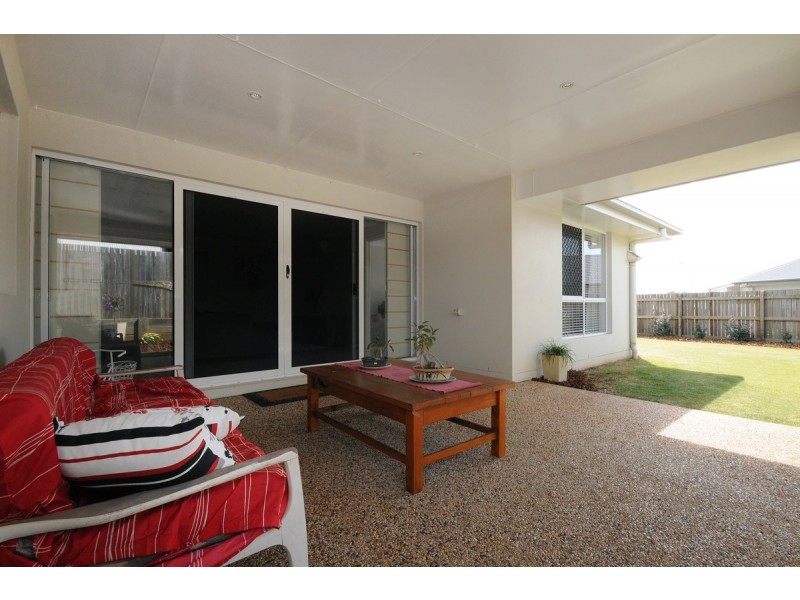 5 Saba Court, Middle Ridge QLD 4350
