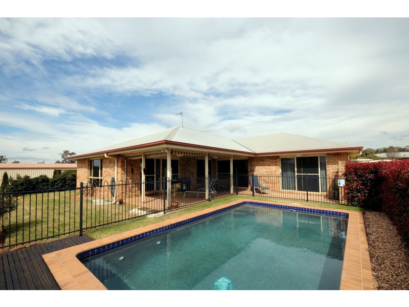 6 Roseburn Court, Torrington QLD 4350