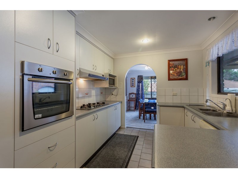 4 Millicent Court, Centenary Heights QLD 4350