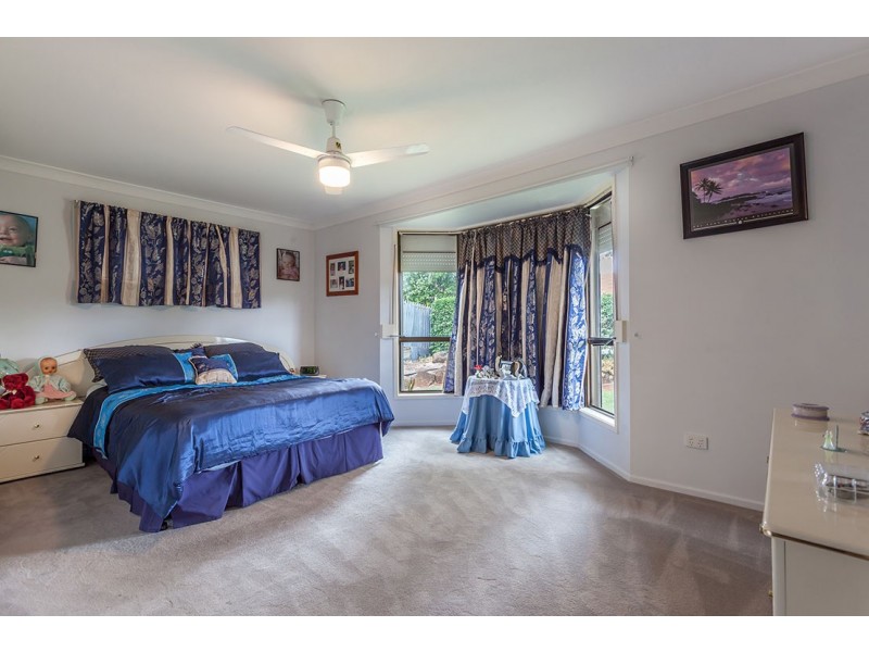 4 Millicent Court, Centenary Heights QLD 4350