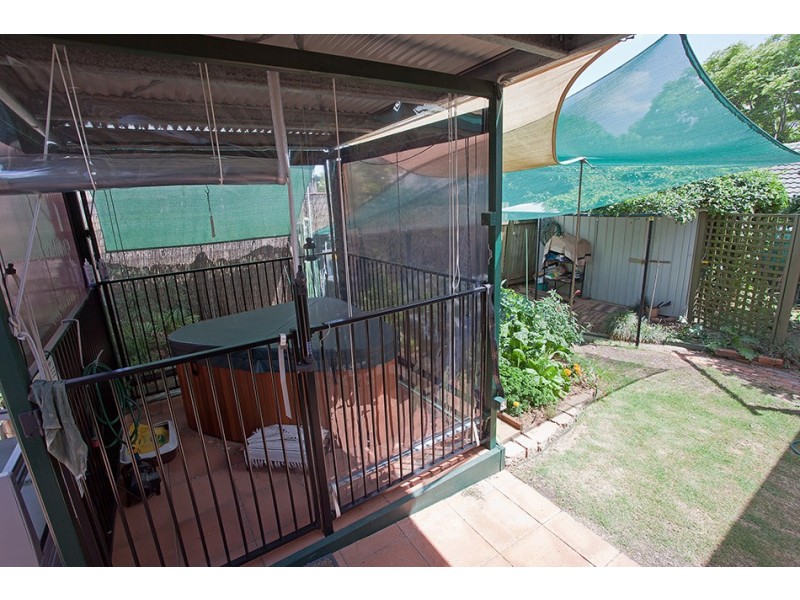 3 Roslyn Street, Centenary Heights QLD 4350