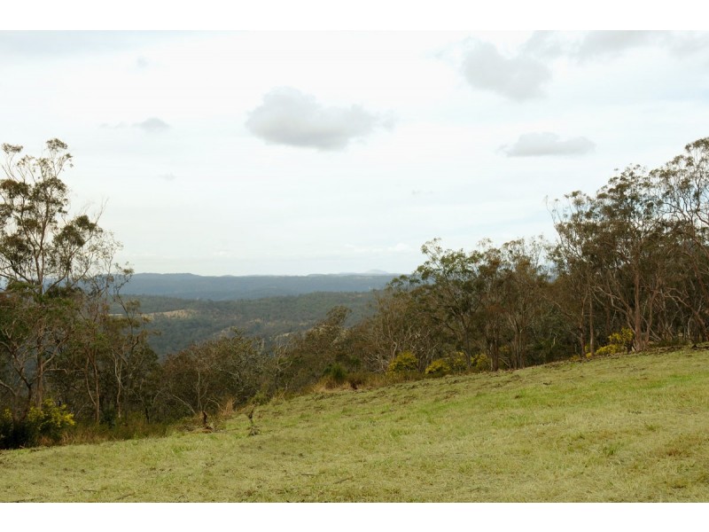 17 Hell Hole Creek Road, Preston QLD 4352