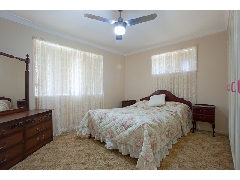 50 Lotus Crescent, Centenary Heights QLD 4350