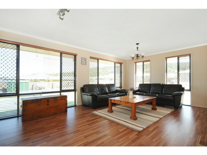 6 Commonwealth Crescent, Gowrie Junction QLD 4352