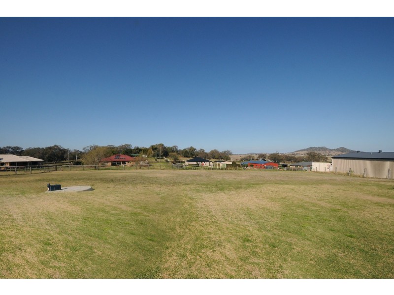 6 Commonwealth Crescent, Gowrie Junction QLD 4352