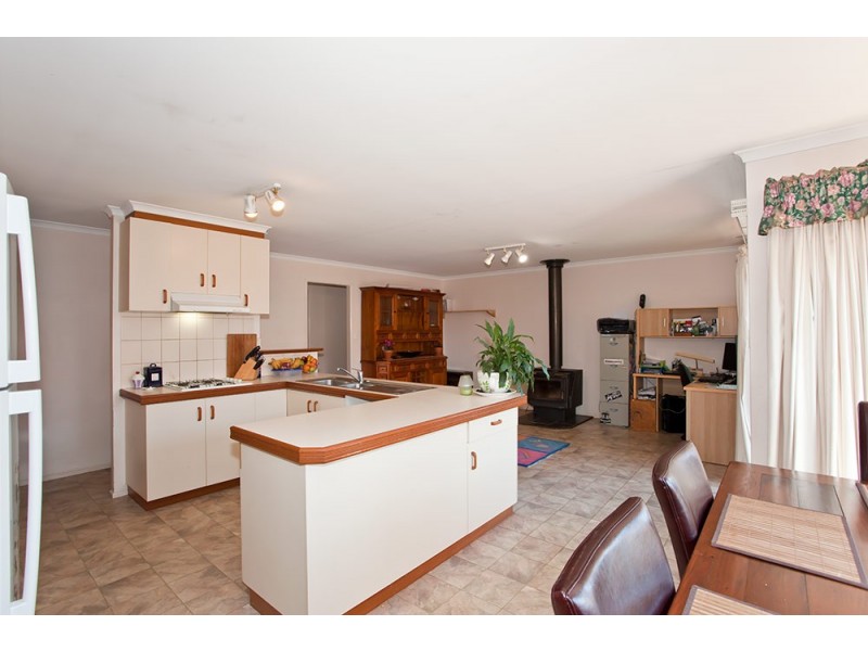 537 Greenwattle Street, Glenvale QLD 4350