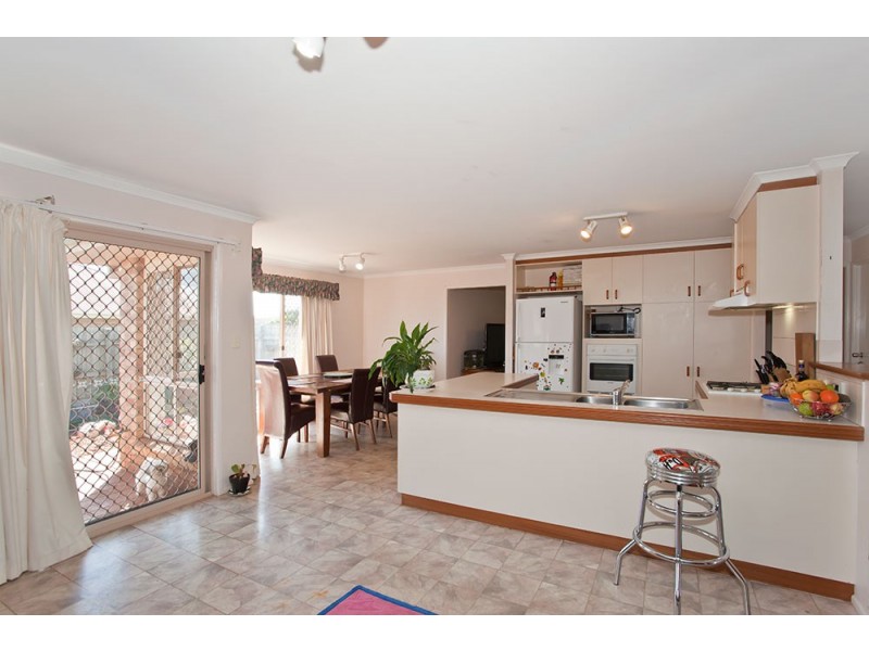 537 Greenwattle Street, Glenvale QLD 4350