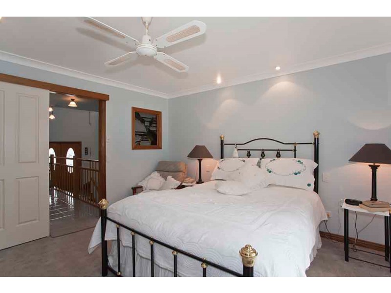 41 Skyline Drive, Blue Mountain Heights QLD 4350