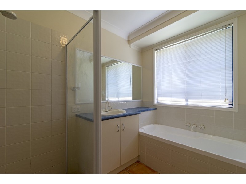 28 Manor Street, Drayton QLD 4350