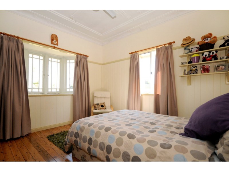 10 Brim Street, Newtown QLD 4350