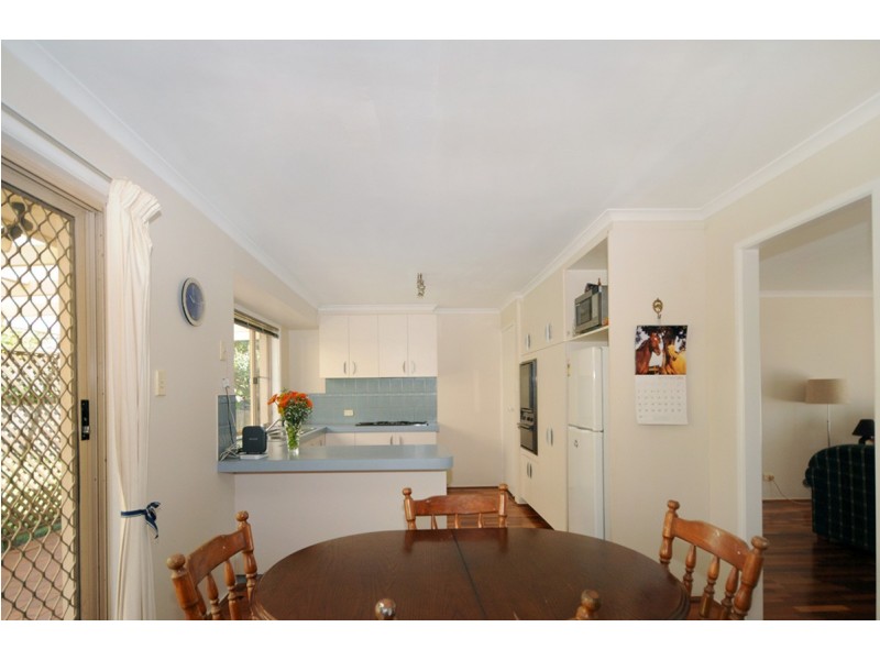 15 Martini Street, Mount Lofty QLD 4350