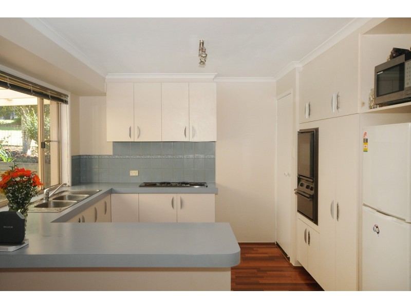 15 Martini Street, Mount Lofty QLD 4350