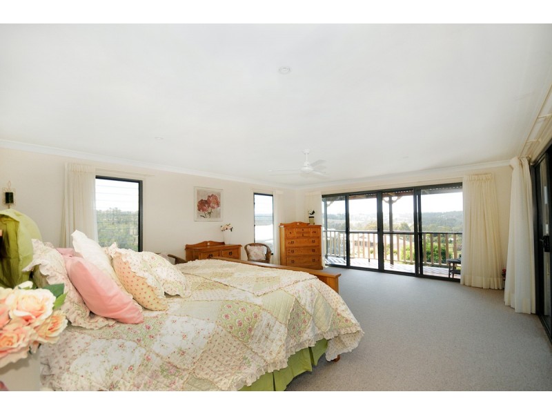 11 Carmelina Court, Hodgson Vale QLD 4352