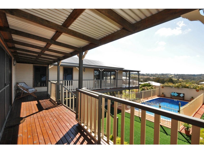 11 Carmelina Court, Hodgson Vale QLD 4352