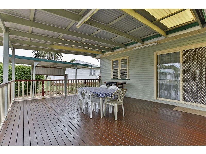 6 Farquharson Street, Harristown QLD 4350