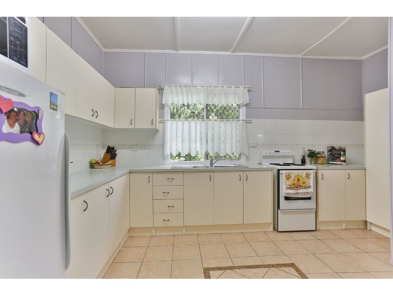 6 Farquharson Street, Harristown QLD 4350