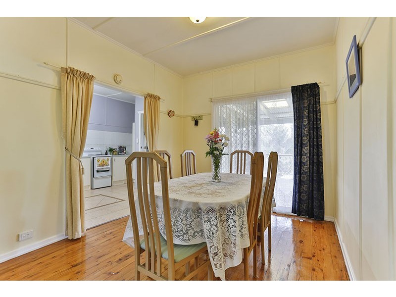 6 Farquharson Street, Harristown QLD 4350