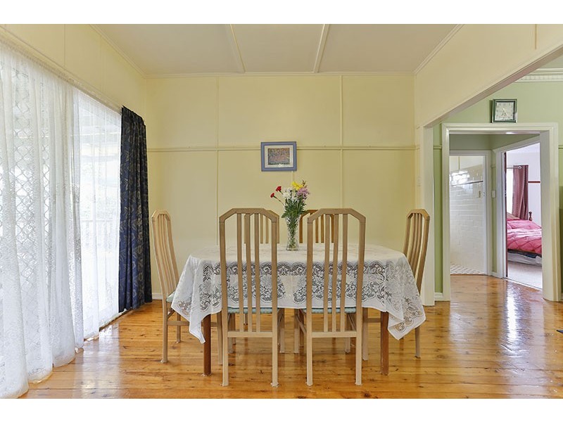 6 Farquharson Street, Harristown QLD 4350