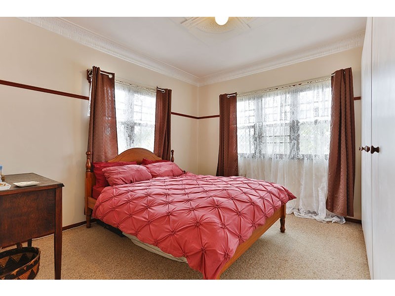 6 Farquharson Street, Harristown QLD 4350