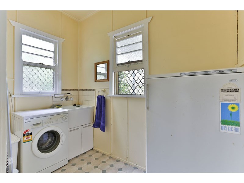 6 Farquharson Street, Harristown QLD 4350