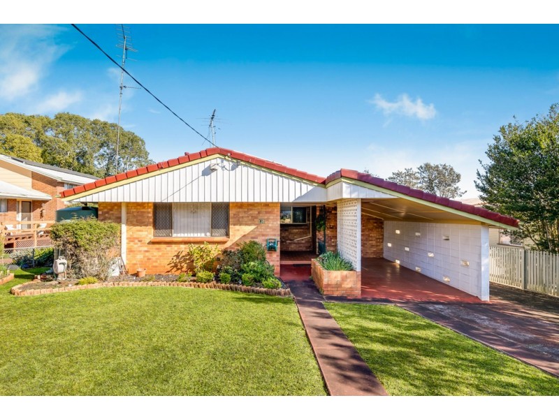 35 Llewellyn Street, Centenary Heights QLD 4350