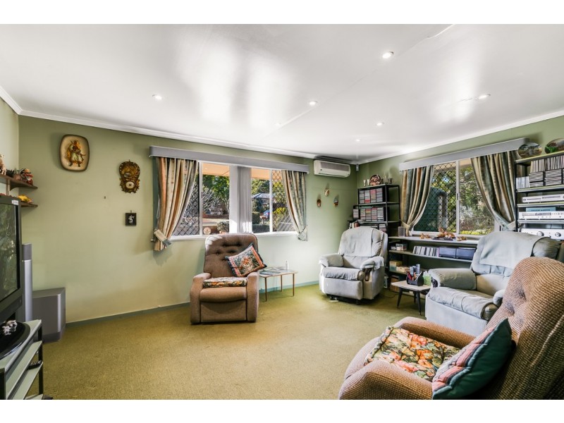 35 Llewellyn Street, Centenary Heights QLD 4350