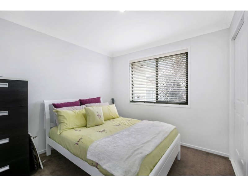 21 Ace Drive, Glenvale QLD 4350