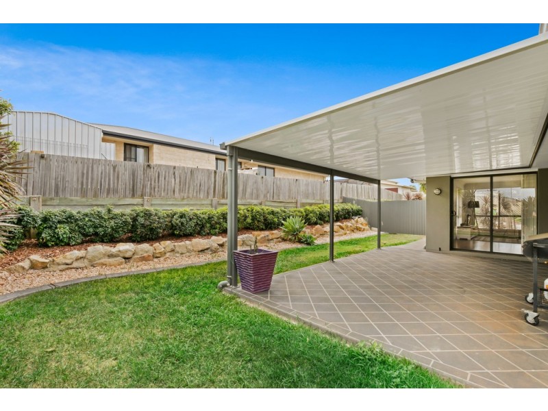 21 Ace Drive, Glenvale QLD 4350