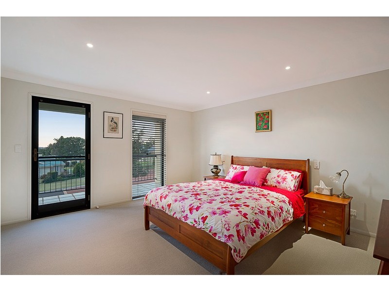 18 Parsley Drive, Middle Ridge QLD 4350