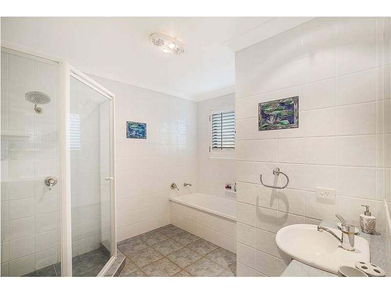 18 Parsley Drive, Middle Ridge QLD 4350