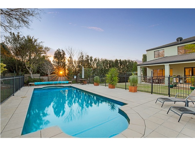 18 Parsley Drive, Middle Ridge QLD 4350