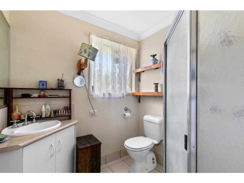 31 Paddington Court, Middle Ridge QLD 4350