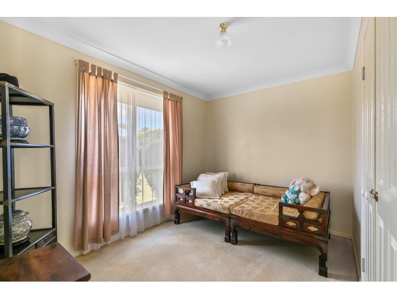 31 Paddington Court, Middle Ridge QLD 4350