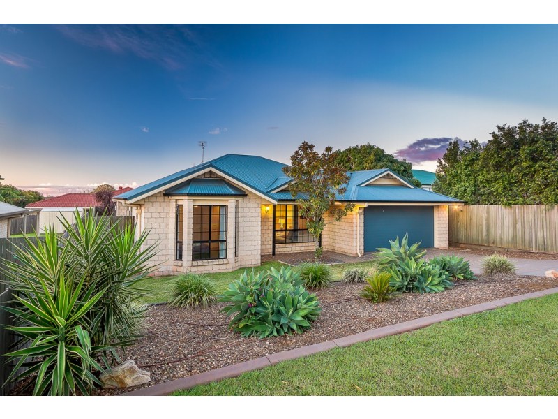 77 Pillar Street, Middle Ridge QLD 4350