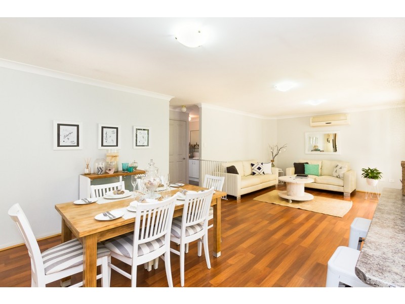 77 Pillar Street, Middle Ridge QLD 4350
