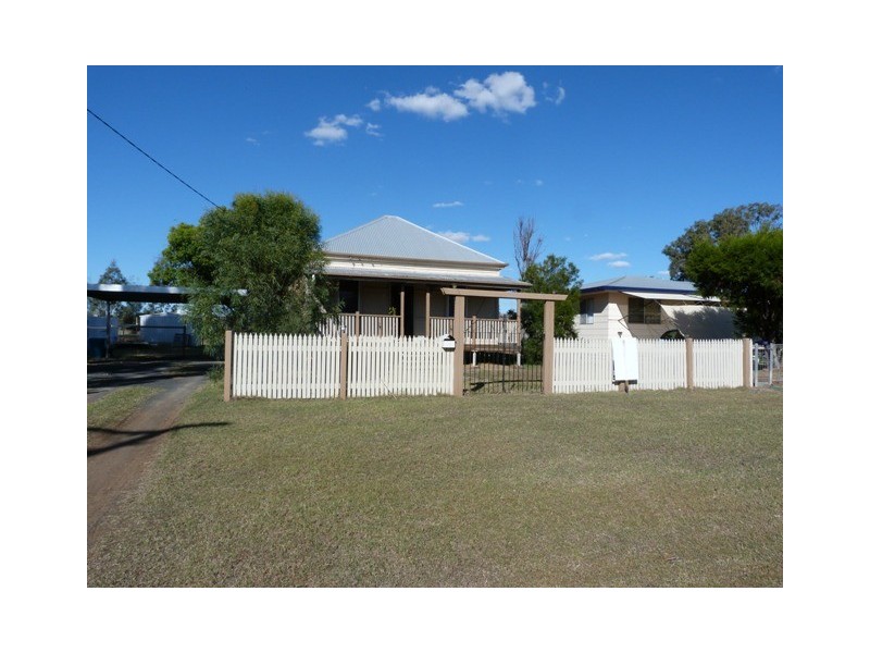 29 York Street, Oakey QLD 4401