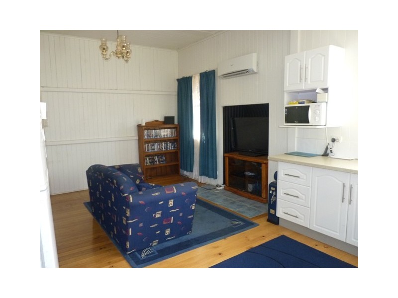 29 York Street, Oakey QLD 4401