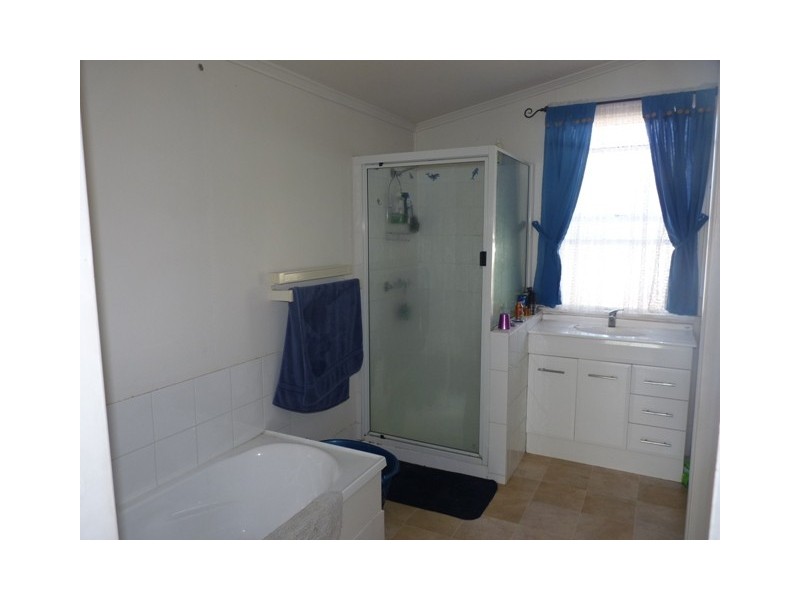 29 York Street, Oakey QLD 4401