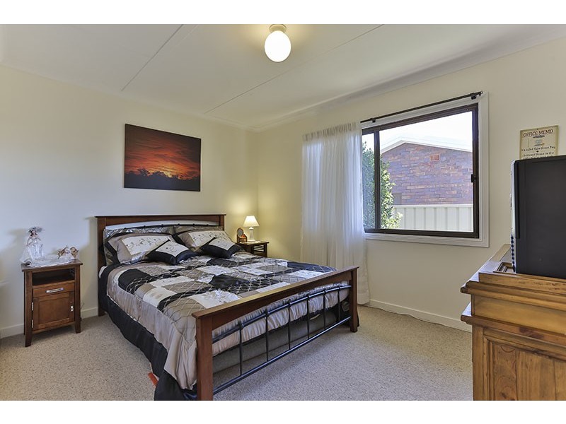 23 Kingsford Smith Drive, Wilsonton QLD 4350