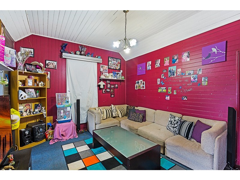 8 Sir Street, North Toowoomba QLD 4350