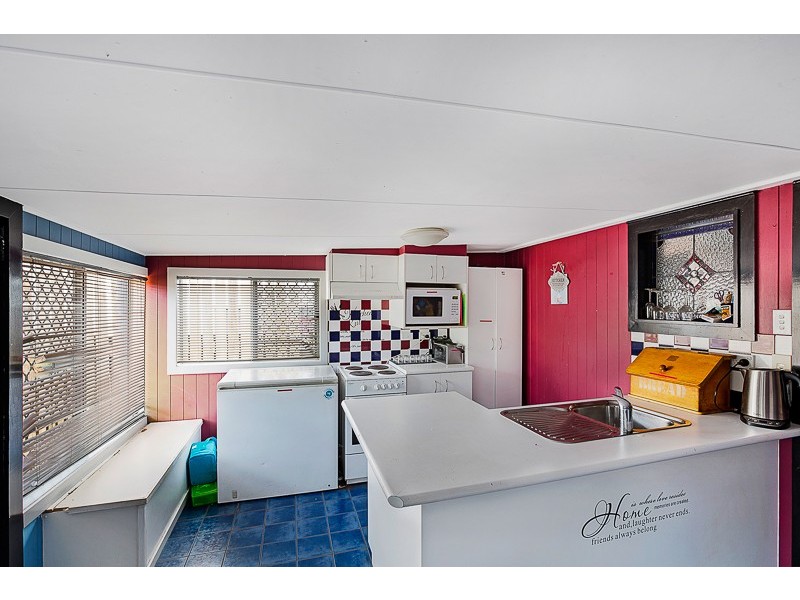 8 Sir Street, North Toowoomba QLD 4350