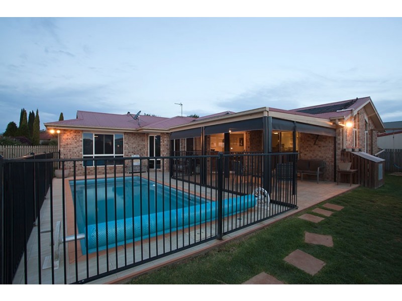 7 Poppy Court, Middle Ridge QLD 4350