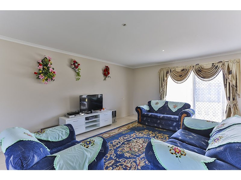 9 Moorina Drive, Harristown QLD 4350