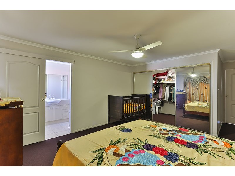 9 Moorina Drive, Harristown QLD 4350