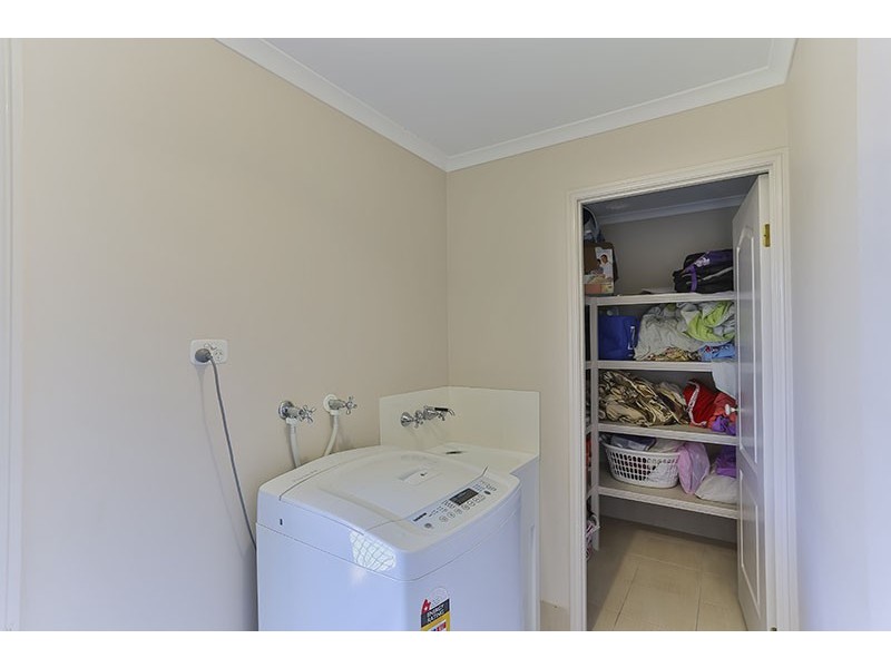 9 Moorina Drive, Harristown QLD 4350