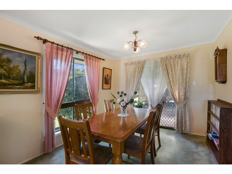 22 Melway Crescent, Harristown QLD 4350