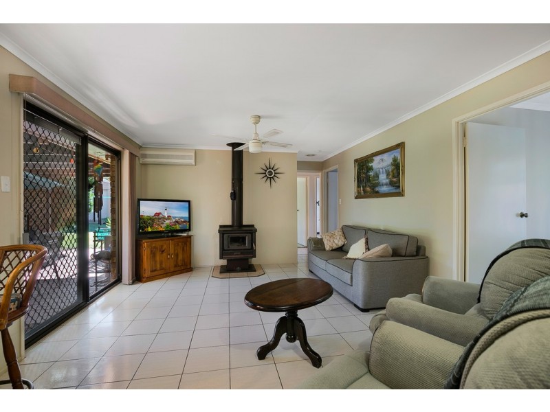 22 Melway Crescent, Harristown QLD 4350